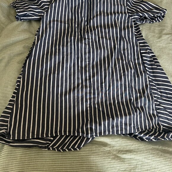 π COS Blue and White Stripe Dress β Size 2-4T π - Picture 3 of 4